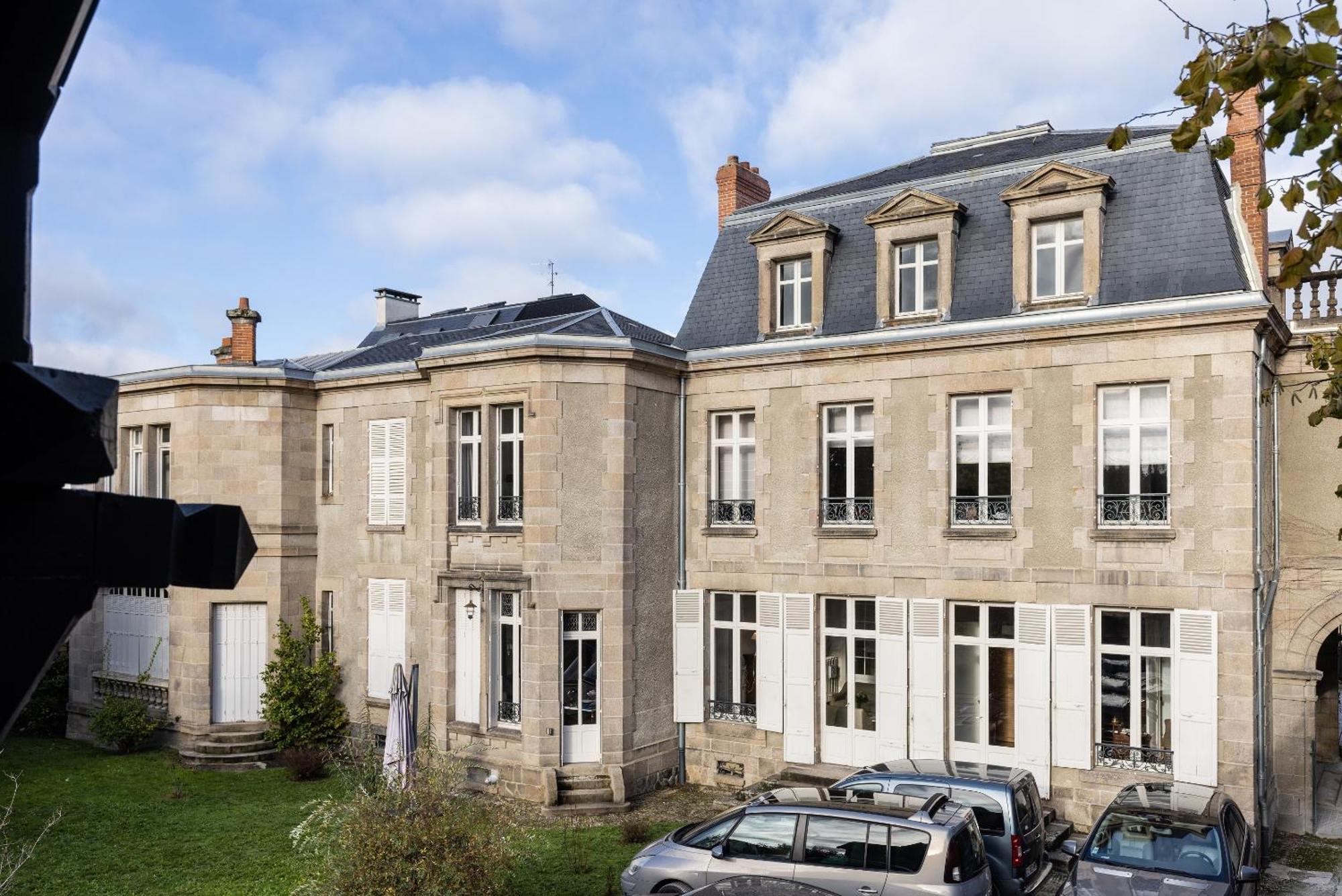La Villa Beaupeyrat - Apparthotels De Charme Dans Batisse De Caractere A 400M Du Coeur De Ville De Limoges Room photo
