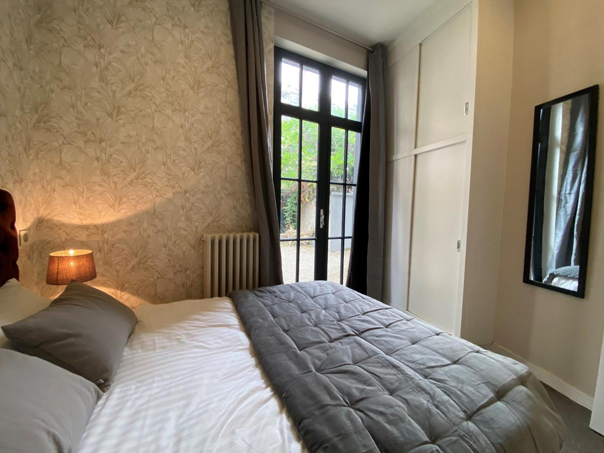 La Villa Beaupeyrat - Apparthotels De Charme Dans Batisse De Caractere A 400M Du Coeur De Ville De Limoges Room photo