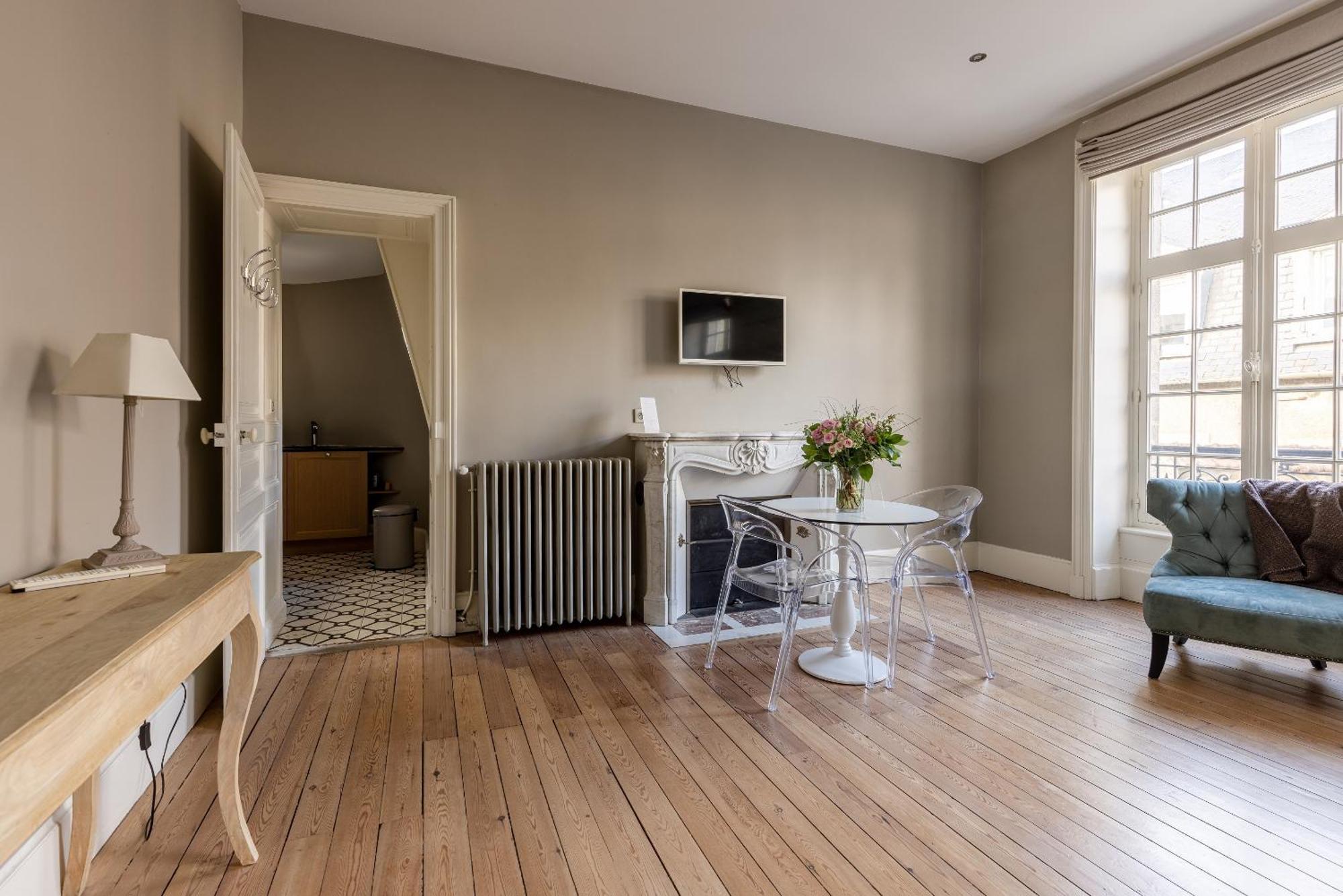 La Villa Beaupeyrat - Apparthotels De Charme Dans Batisse De Caractere A 400M Du Coeur De Ville De Limoges Room photo